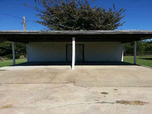 Building Photo - 12966 Sartin Rd