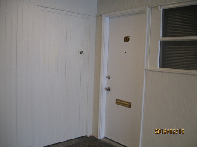 1551 Building - 1551 Building Apartment