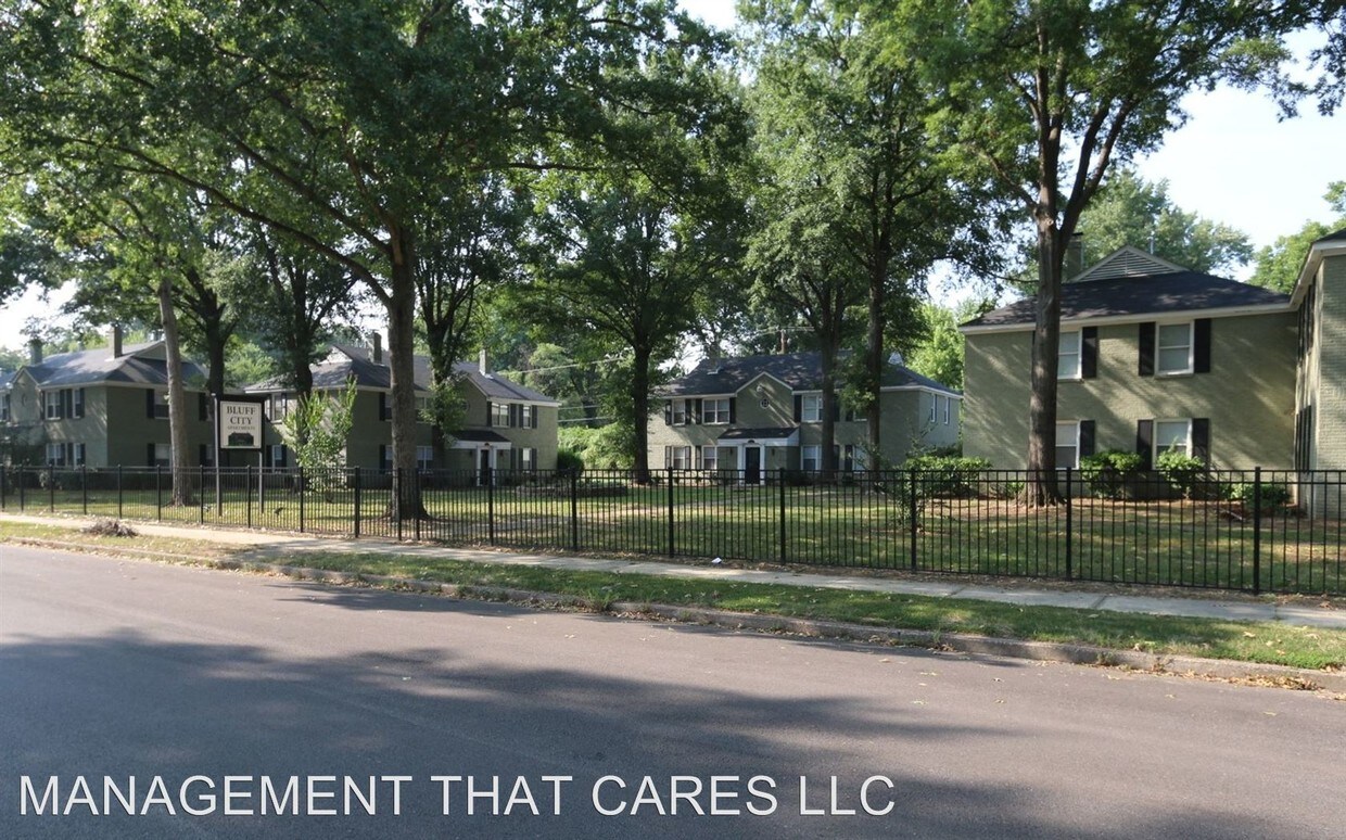 Primary Photo - 4418 Powell Ave
