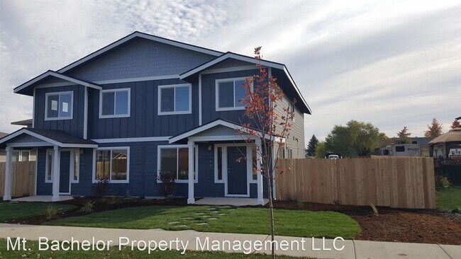 Building Photo - 3 br, 2.5 bath House - 1144 NW 19th St.