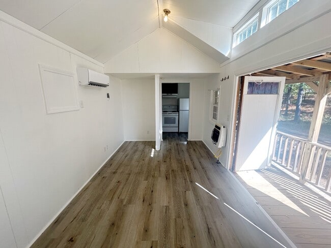 Building Photo - 229 C R 217