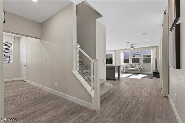 Foto del edificio - 4181 Nopal Serrano Ave