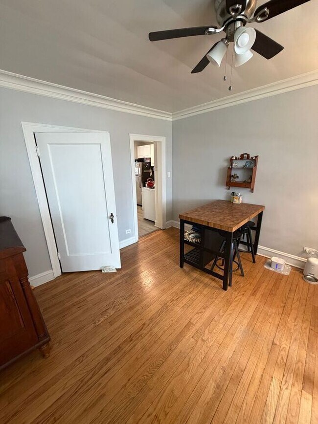 Building Photo - 1110 Curtiss St