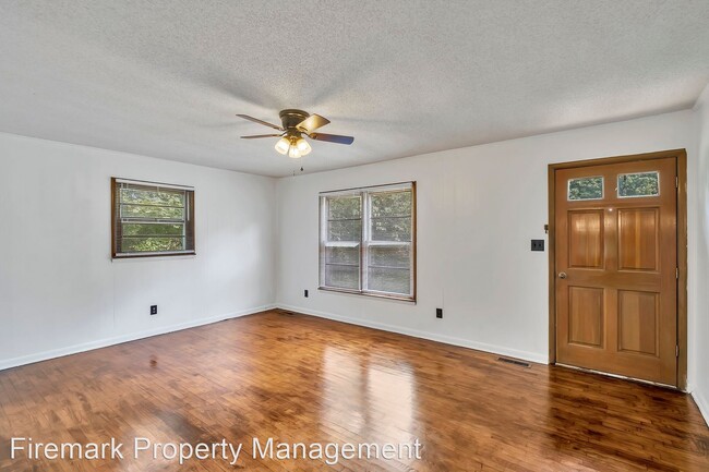 Building Photo - 3 br, 2 bath House - 885 Gaither Avenue