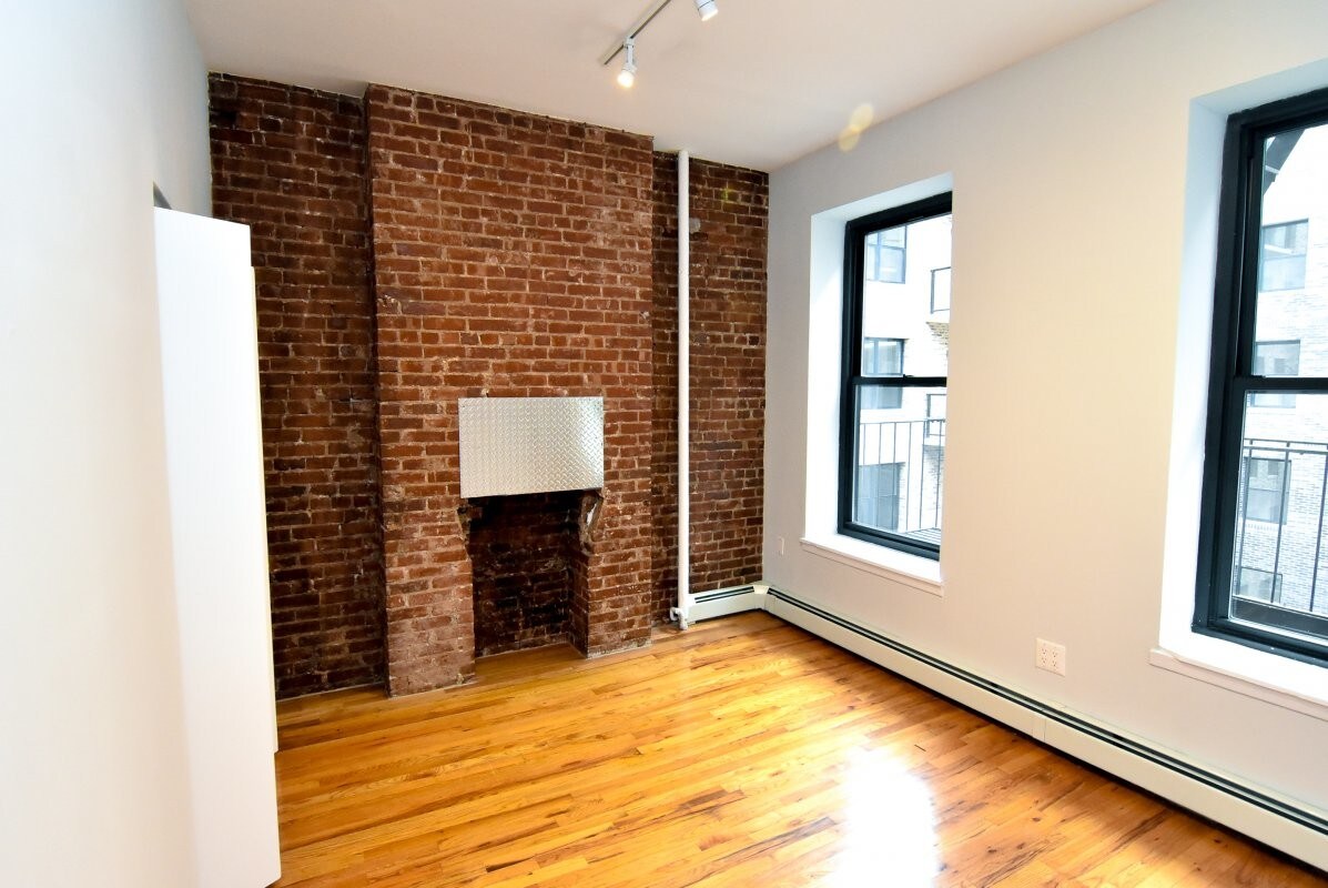 Foto del edificio - 56 West 105th Street