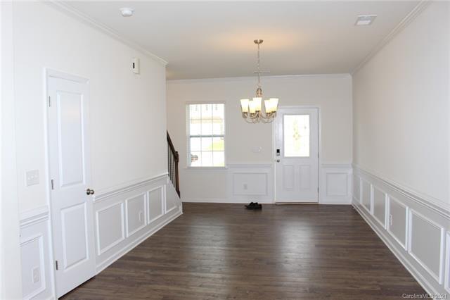 Building Photo - 9711 Chase View Dr