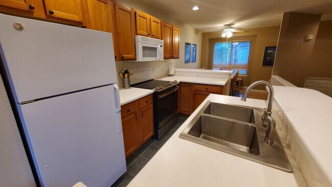Foto del edificio - 30 Spyglass Ln