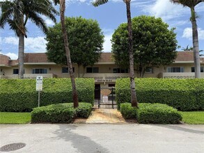 Building Photo - 14500 SW 88th Ave