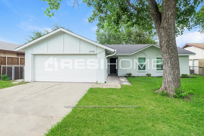 Foto principal - 12308 Spring Branch Drive
