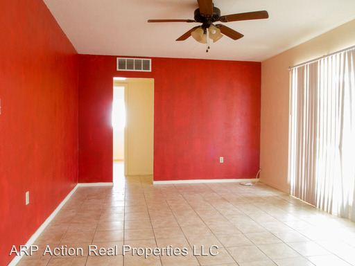 Building Photo - 4725 Guadalupe Dr