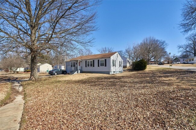 Building Photo - 10378 Coburg Lands Dr