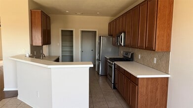 Building Photo - 2107 Auburn Vale St