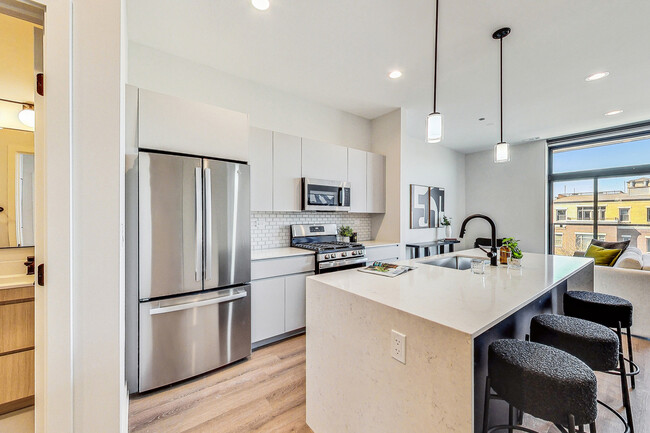 Foto del edificio - 3449 N Ashland Ave