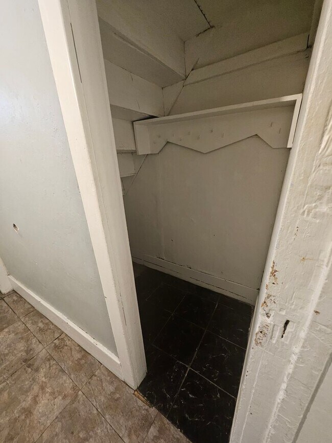 Foto del edificio - 1123 E 24th St