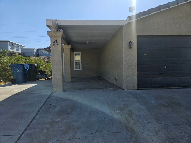Foto del edificio - 1584 Turquoise Rd