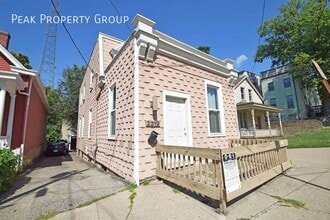 Building Photo - 2319 Sauer Ave