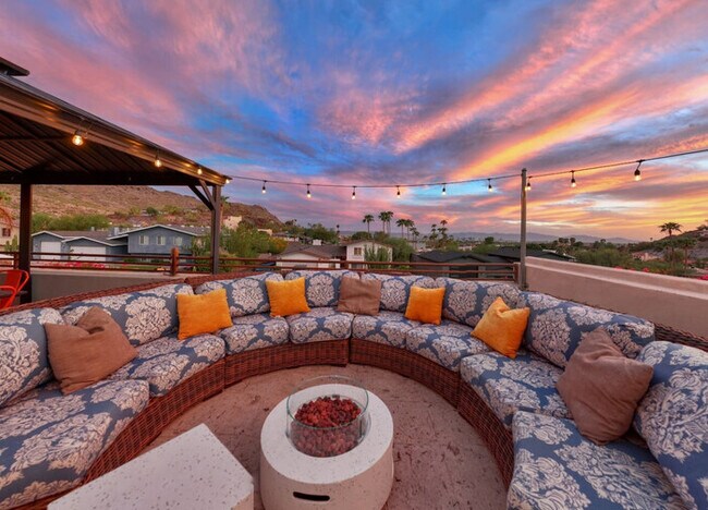 Foto del edificio - Tranquil Getaway in Phoenix| City Lights| ...