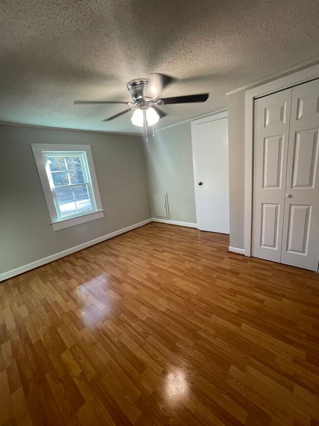 Building Photo - 1635 Gibbs Shoals Rd