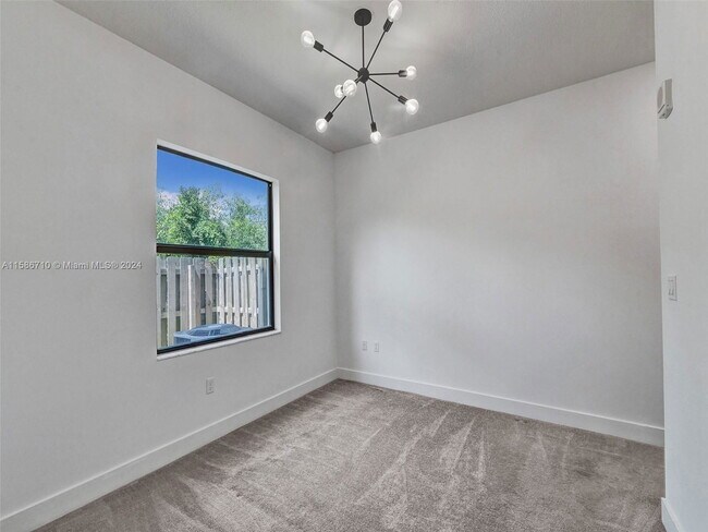 Foto del edificio - 8195 NW 104th Ave