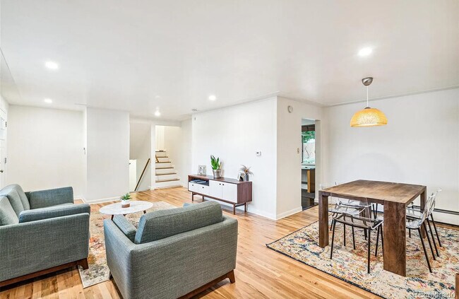 Foto del edificio - 4420 Brentwood St