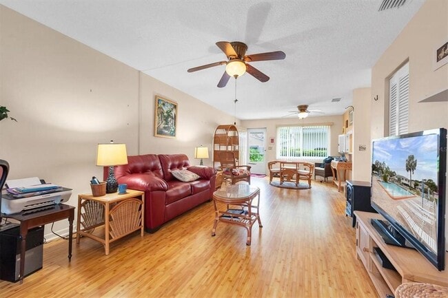 Building Photo - 3348 38th Way S