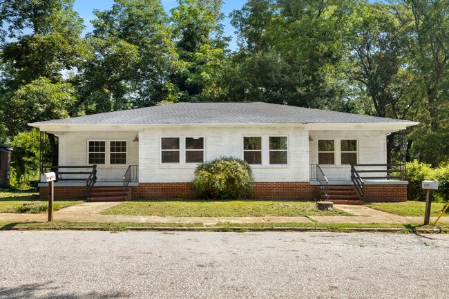 Duplex - 609 Salem St