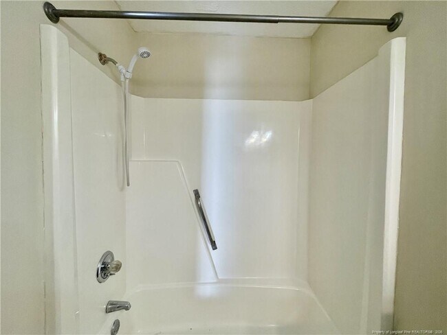 Foto del edificio - 754 Hedgelawn Way