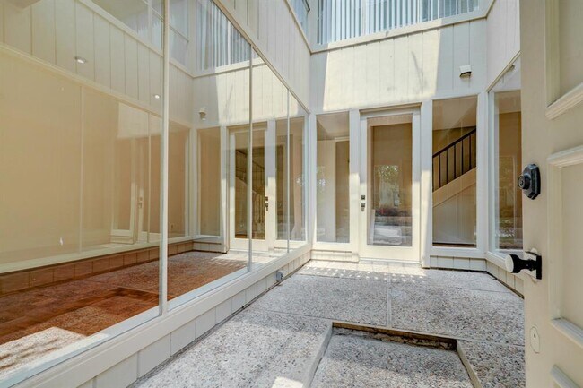 Foto del edificio - 526 Colquitt St