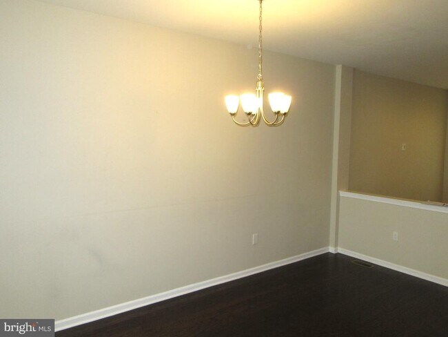 Foto del edificio - 123 Jenny Dr