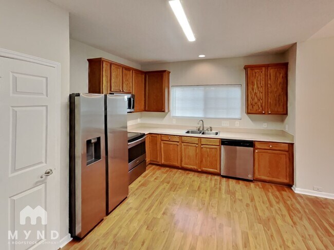 Building Photo - 3006 Canterbury Park Ct