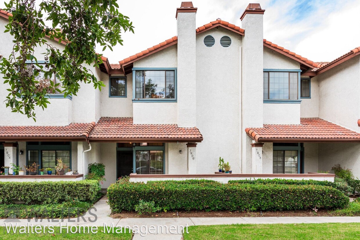 Foto principal - 3 br, 2.5 bath House - 7906 Mission Vista Dr