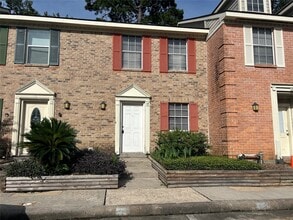 Building Photo - 2030 Plantation Dr