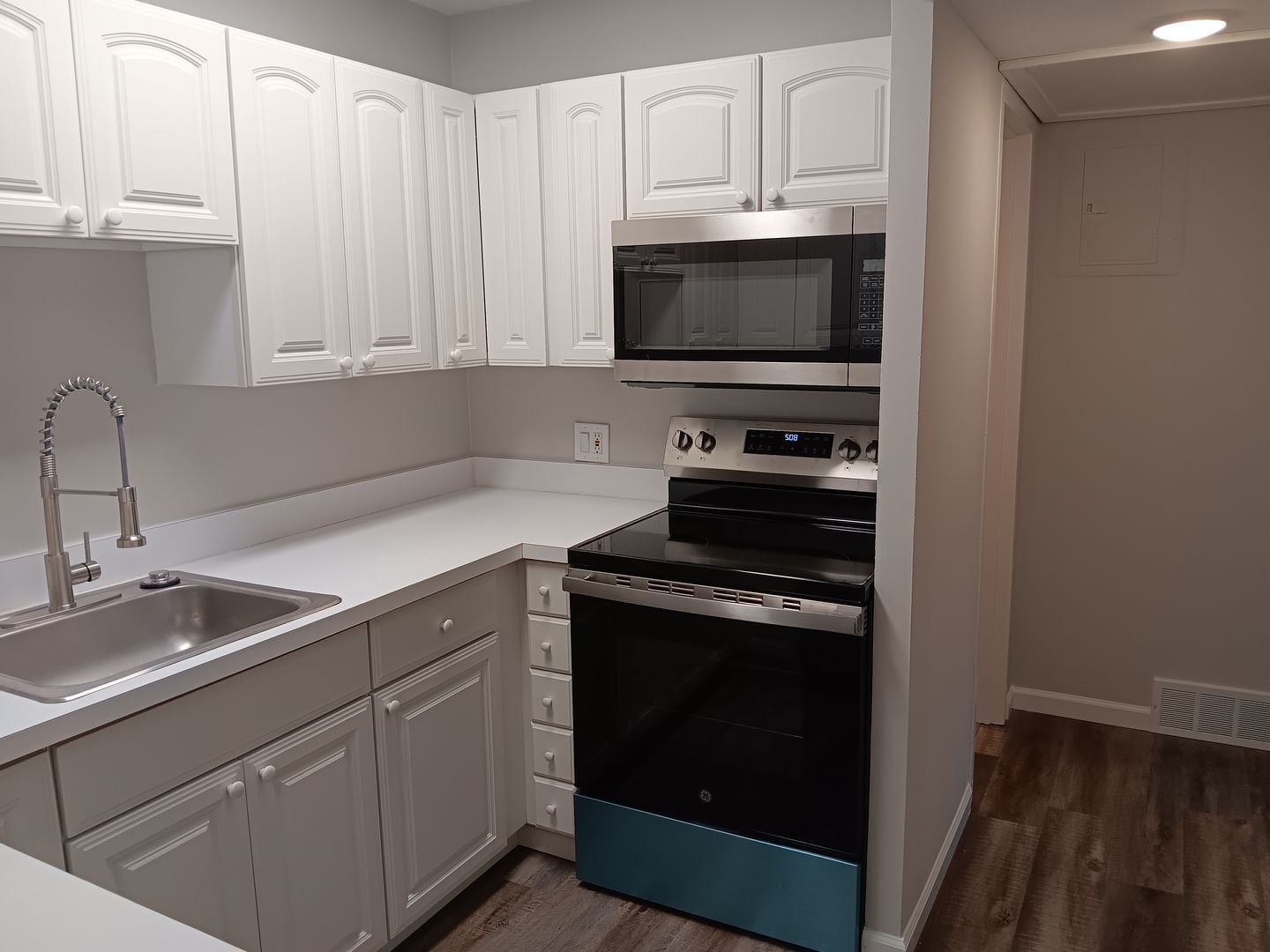 32850 Aurora Rd Solon, OH 44139 – photo 2