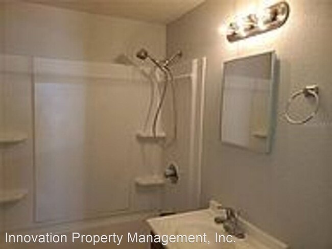 Building Photo - 2 br, 1 bath House - 3310 Fern Drive