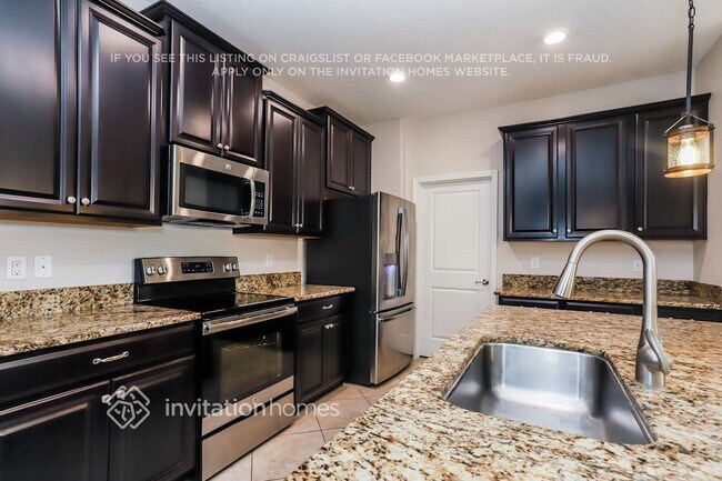 Foto del edificio - 14071 Tropical Kingbird Way