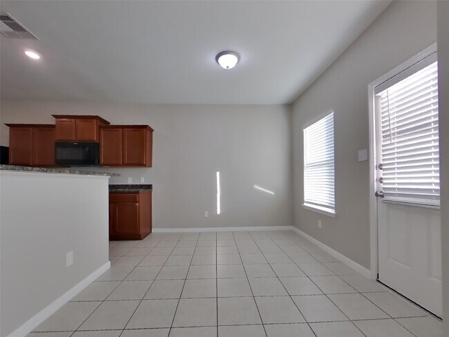 Foto del edificio - 916 American Monarch Dr