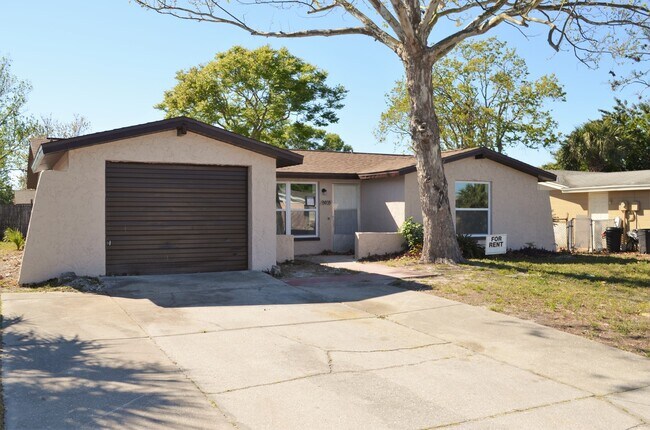 Foto del edificio - Beautiful 3 bedroom / 2 bath available!