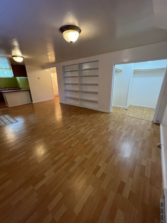 Foto del edificio - 1821 Bigelow Ave N