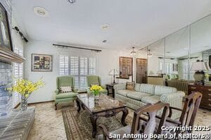 Foto del edificio - 1918 Lotus Blossom St