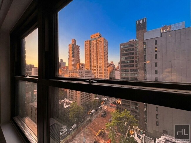 Building Photo - East 39th Street