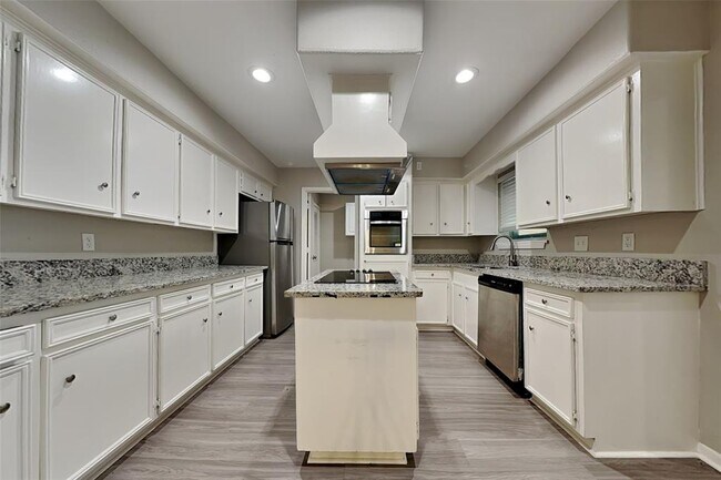 Foto del edificio - 2318 Turtle Creek Dr