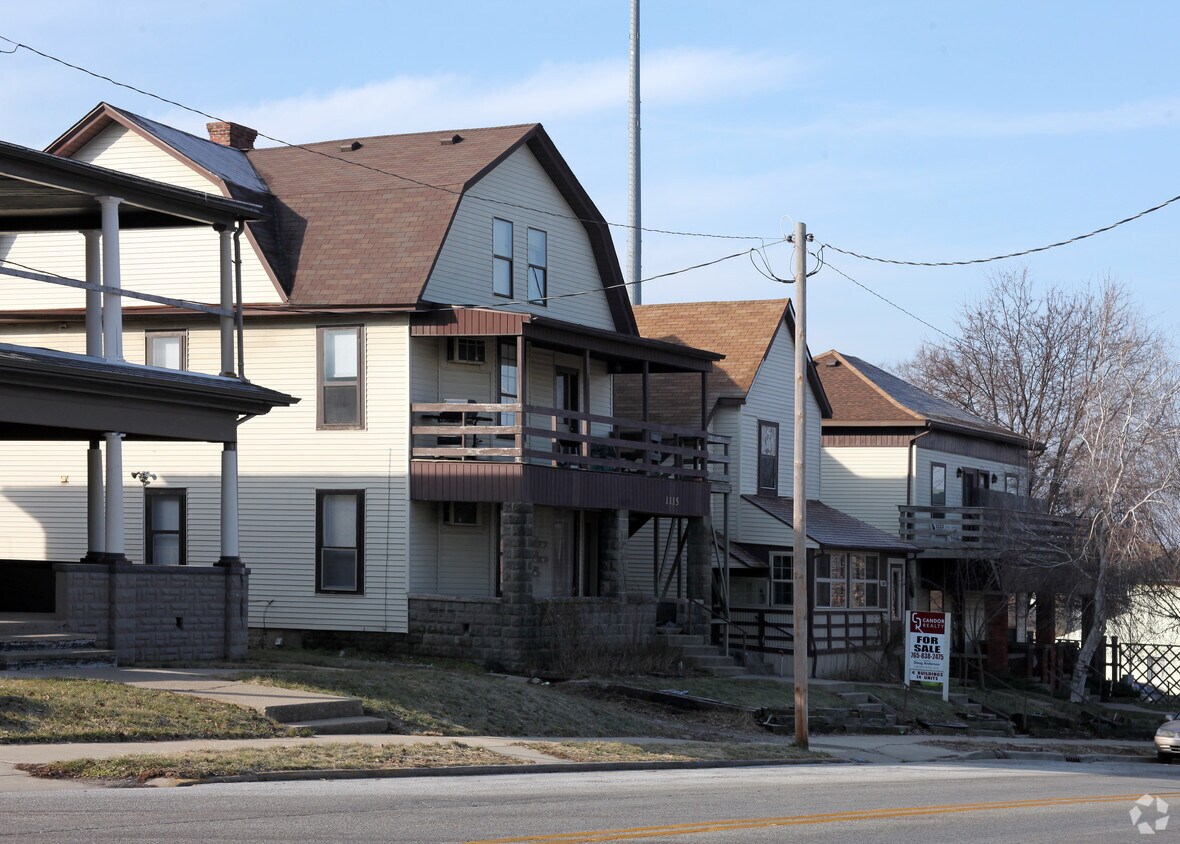 Building Photo - 1107-1115 N 9th St