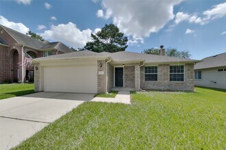 Building Photo - 25402 Holyoke Ln