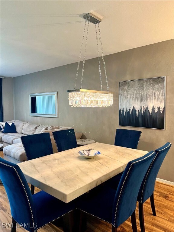 Foto del edificio - 3225 Cypress Glen Way