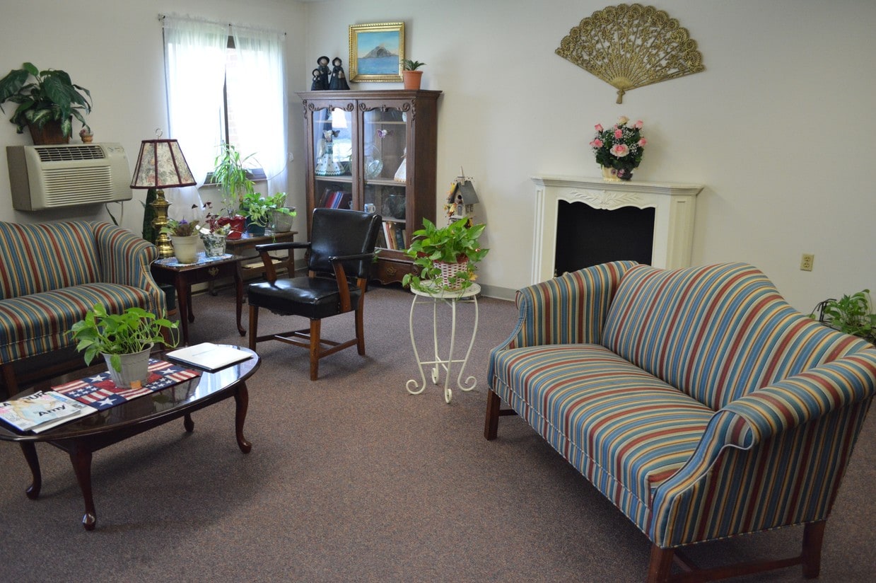 Primary Photo - Prairie Oaks Village