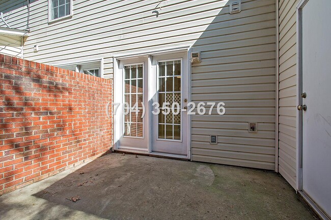 Building Photo - 1308 S Hayne St