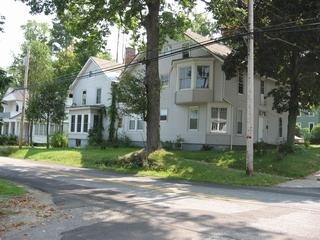 Primary Photo - 21 New York Ave