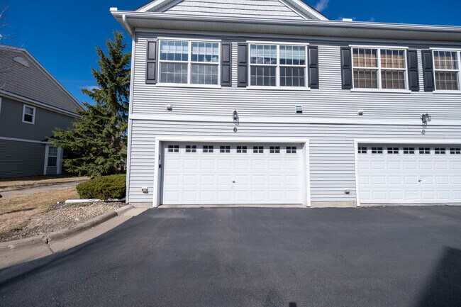 Building Photo - 1617 Legacy Pkwy E