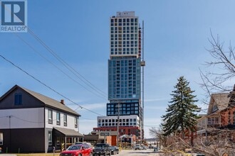 Building Photo - 39 Mary St