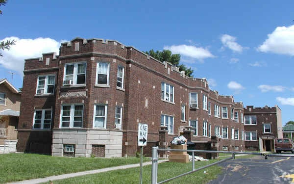 Primary Photo - 2511-2515 N Nordica Ave
